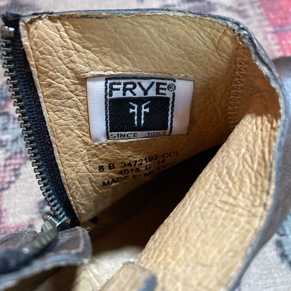 Frye Molly D Ring Short Boot Size 8